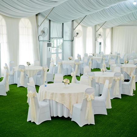 Sumai Hotel Apartment Куала Теренгану Екстериор снимка